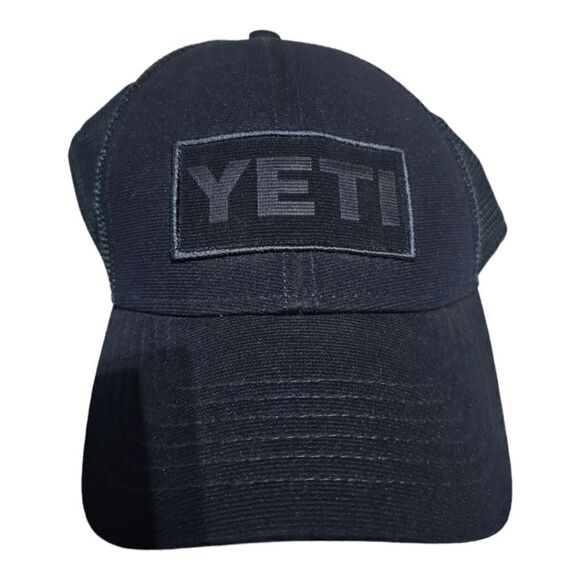 YETI Navy Patch On Trucker Hat - Picture 1 of 6